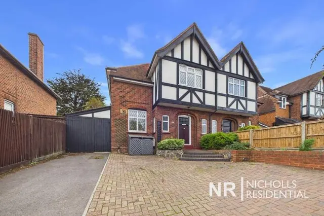 Hook Rise South, Surbiton, KT6, photo 1