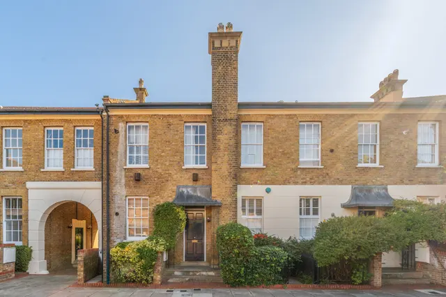 London, SE27, photo 2