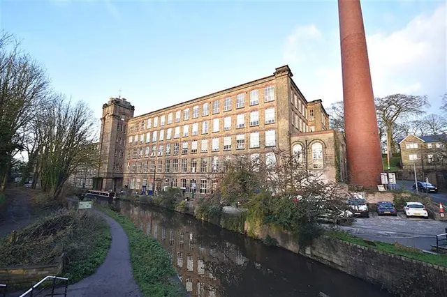 Clarence Road, Macclesfield, photo 1