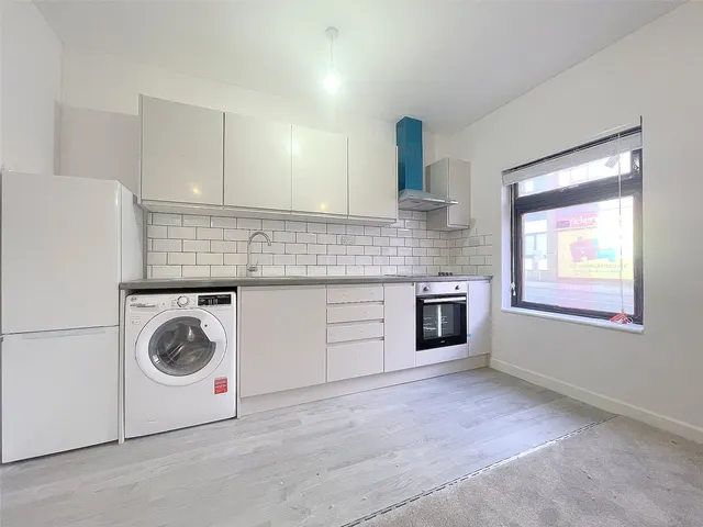 Fleet Road, Fleet, GU51, photo 3