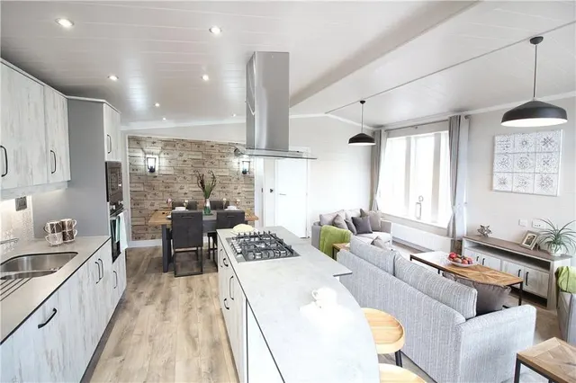 Chester Road, Northwich, CW8, photo 2