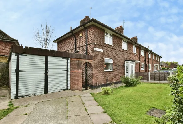 Hollyhedge Road, Manchester, Greater Manchester, M22, photo 1