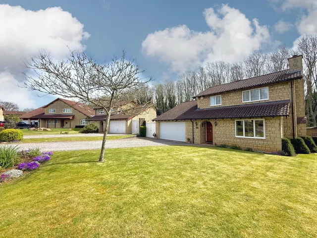 Vanbrugh Gate, Swindon, Wiltshire, SN3 1NQ, photo 1