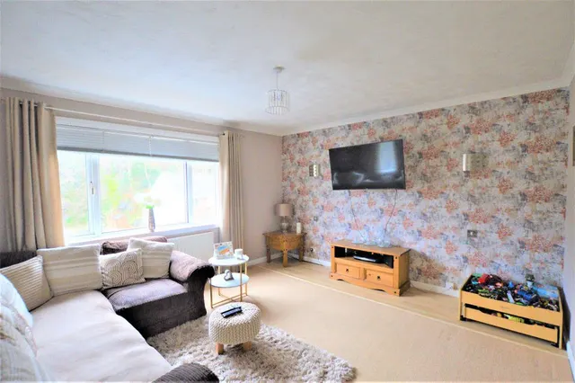 Waterside Street, Largs, KA30, photo 3