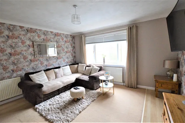 Waterside Street, Largs, KA30, photo 2