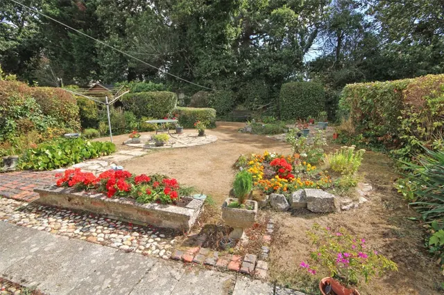 Barton on Sea, New Milton, photo 2