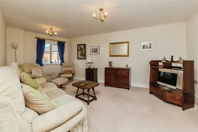 Sutton Close, Nantwich, CW5, photo 3