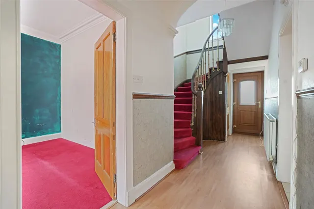 Photo 2 — Sanderson Terrace, Auchtertool, Kirkcaldy, Fife, KY2