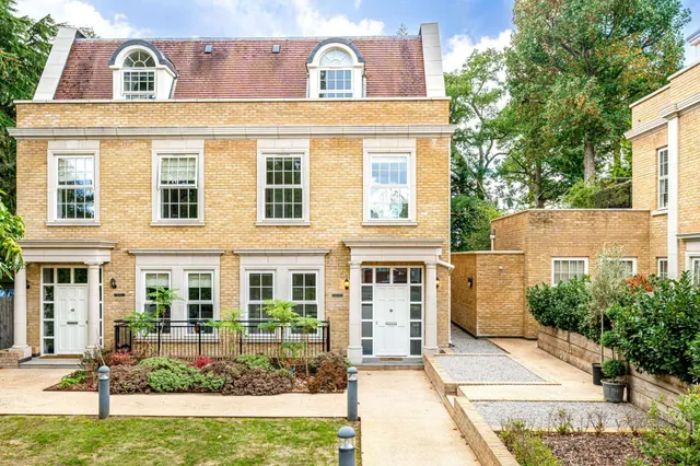 Brooklands Road, Weybridge, KT13, photo 1