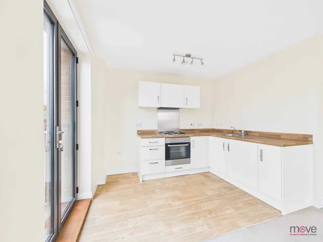 Photo 3 — Flat 5, 3 Friars Orchard, Gloucester, GL1 1GA