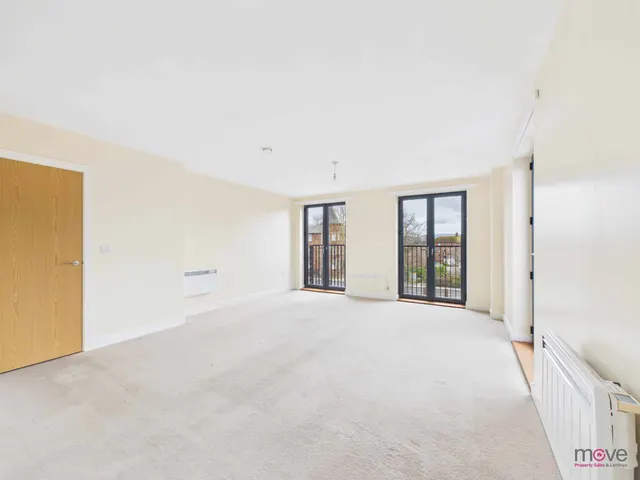 Photo 2 — Flat 5, 3 Friars Orchard, Gloucester, GL1 1GA