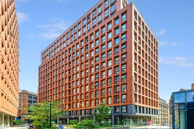 Carding Building, 42 Whitworth Street, Manchester, Greater Manchester, M1 3AR, photo 1