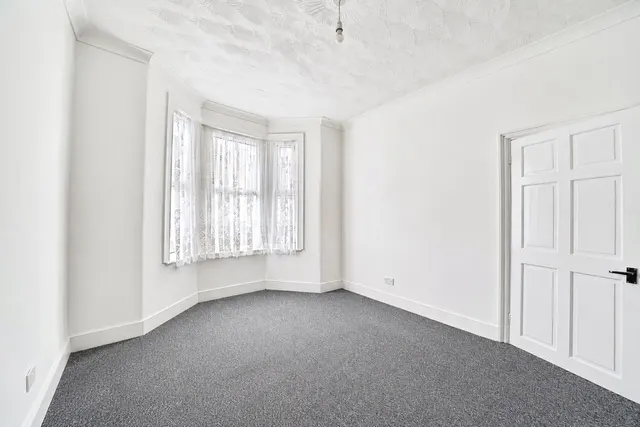 Photo 2 — Tweedmouth Road, London, E13