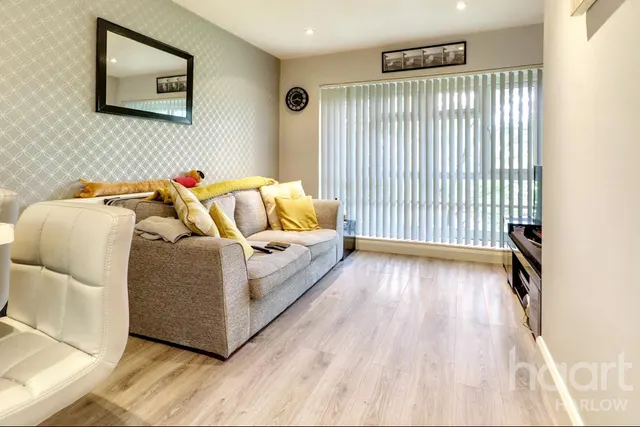 The Hides, Harlow, CM20, photo 2