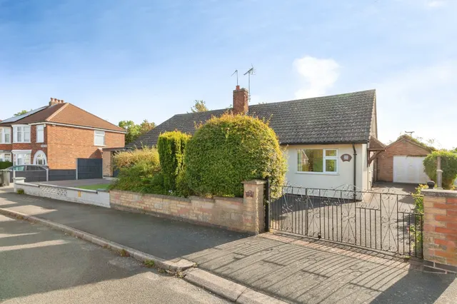 Photo 2 — Durham Drive, Wigston