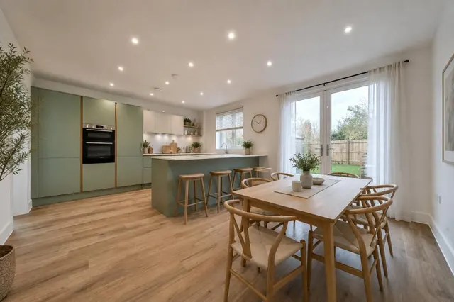Greenhill Road, BS25, photo 2