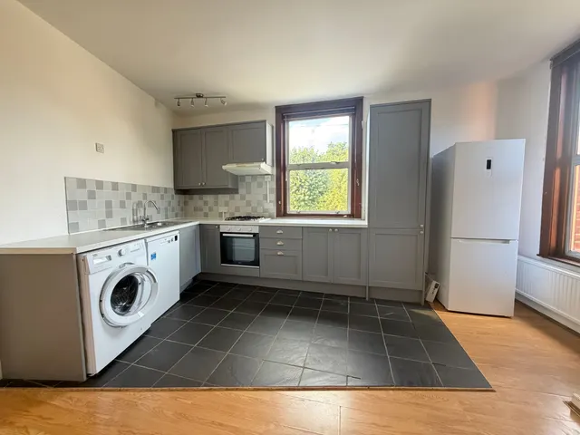 Church Road, Milford, GU8, photo 3