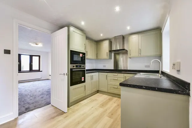 Duckham Drive, Sheffield, S26, photo 2