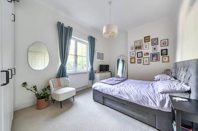 Photo 3 — Anerley Road, London, SE20