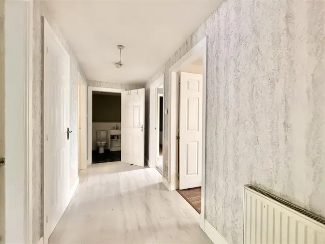 Photo 2 — Cypress Lane, Hamilton, Hamilton, ML3 8SR