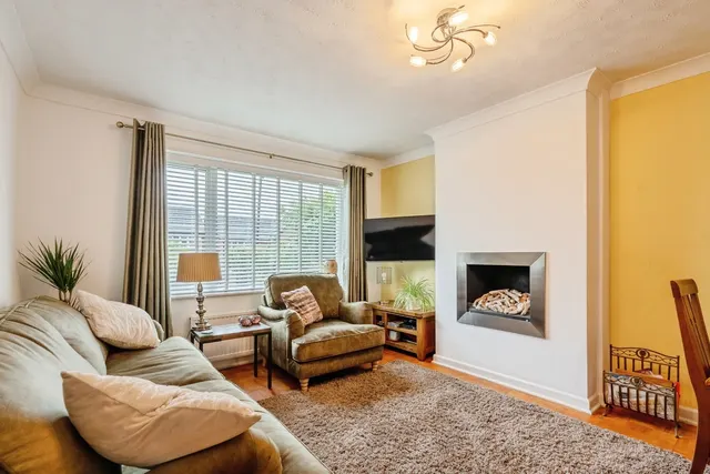 Photo 2 — Harrogate Crescent, Burnley, Lancashire, BB10