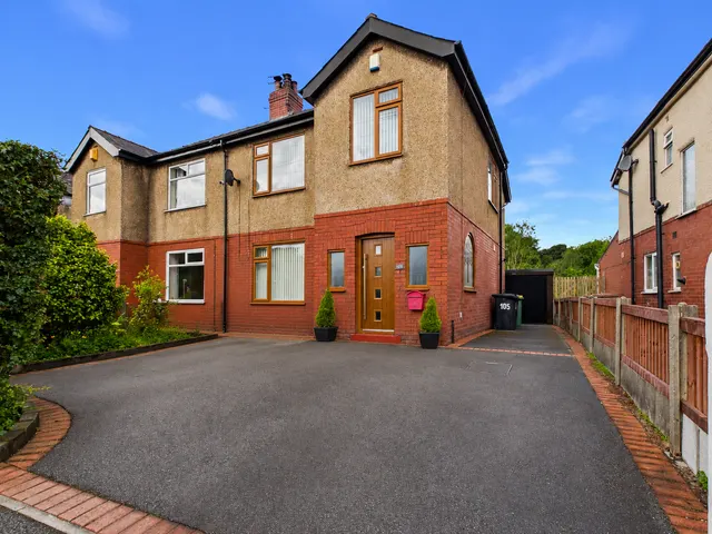 Woodplumpton Road, Fulwood, Lancashire, PR2 3LF, photo 1