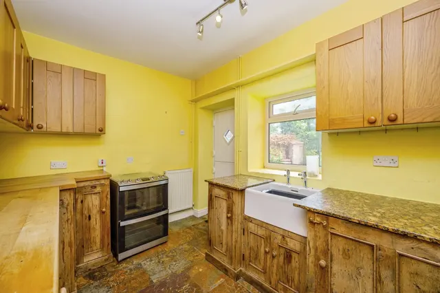 Photo 3 — West View, Mayfield, Ashbourne