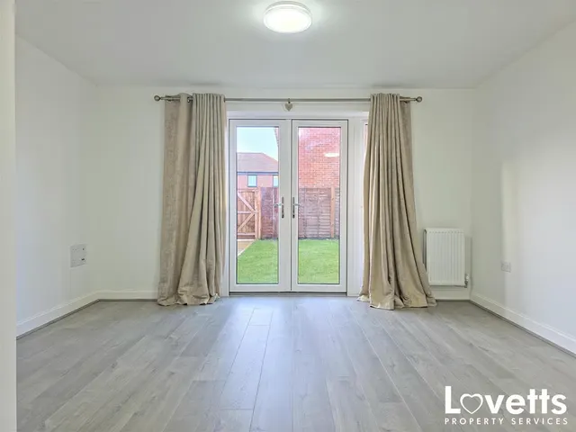 Photo 2 — Westland Way, Ramsgate CT12 5LT