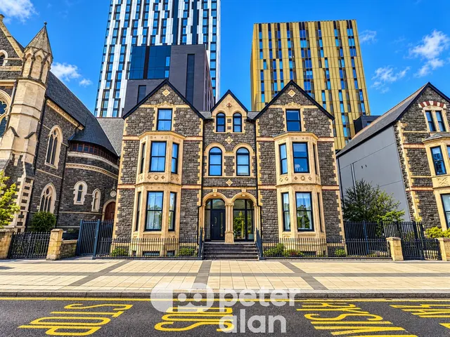 Churchill Villas Cardiff, CF10, photo 1