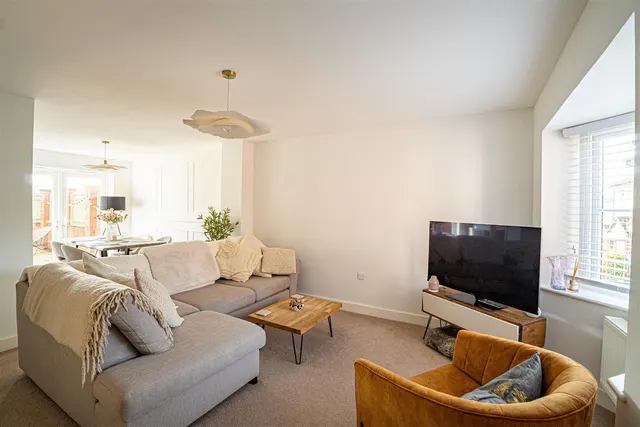 Lydd Close, St. Leonards-On-Sea, photo 2