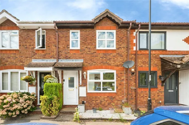 Unwin Close, Southampton, SO19, photo 1