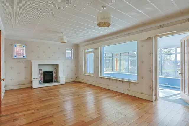 Lulworth Avenue, Poole, BH15, photo 3