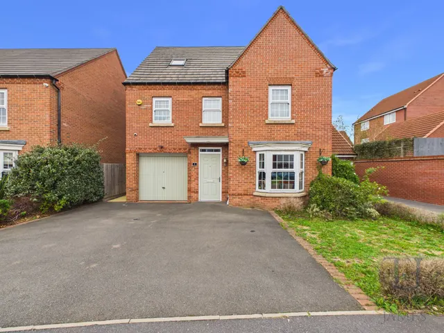Chestnut Drive, Cotgrave, NG12, photo 1