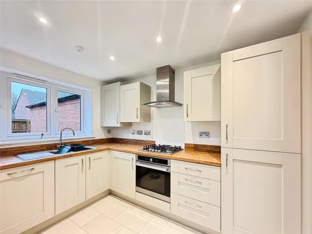 Hickman Way, Kenilworth, CV8, photo 3