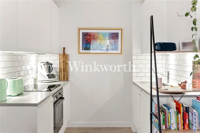 Apple Tree Road, London, N17, photo 1