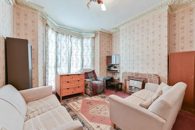 Photo 2 — 143 Longley Road, London