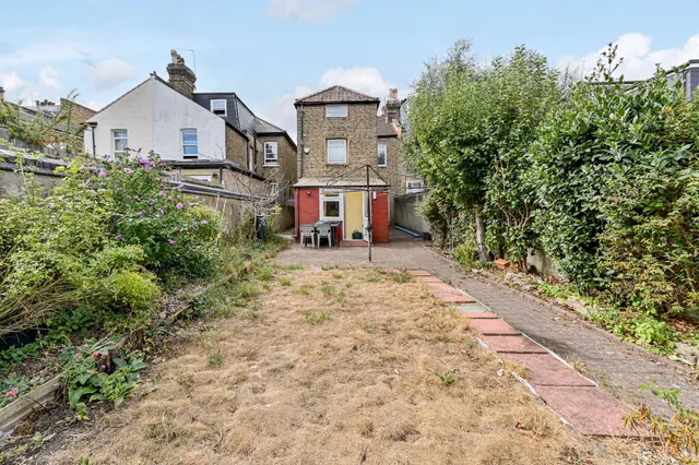 Photo 3 — 143 Longley Road, London