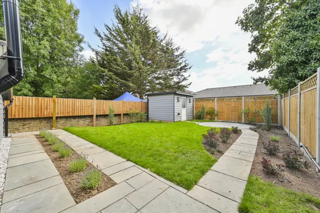 Flat 2, 60 Gloucester Drive, London, photo 1