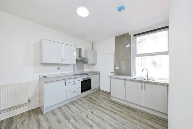Sherbrooke Road, Nottingham, NG5, photo 2