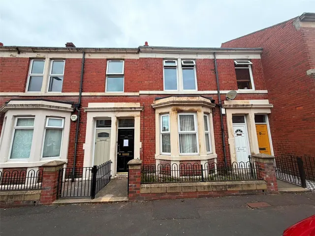 Westbourne Avenue, Gateshead, Tyne and Wear, NE8, photo 1