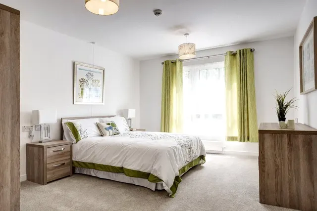 Bristol Road South, Birmingham, B31, photo 3