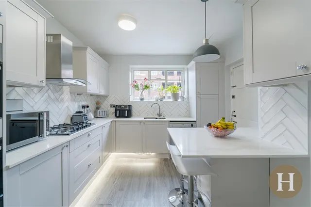 Viceroy Close, Birmingham, B5, photo 2