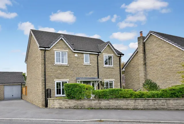 Queensway, Guiseley, LS20, photo 1