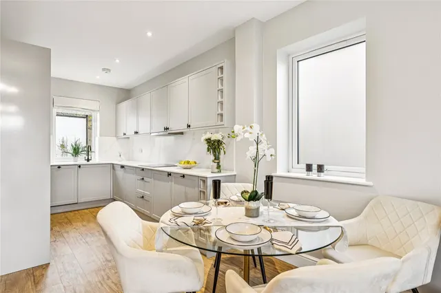 Byards Croft, London, SW16, photo 3