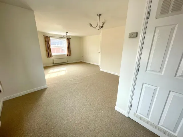 Thames Way, Hilton, DE65, photo 3