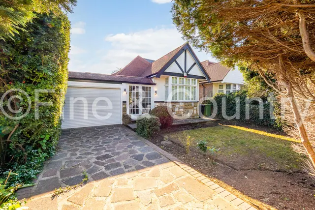 The Drive, Epsom, KT19, photo 1