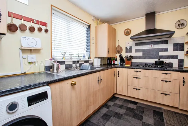 Ryefield Avenue, Ilkeston, DE7, photo 2