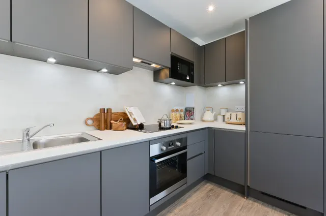 Medawar Drive, London, NW7, photo 3