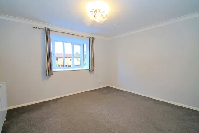 Pyegrove Chase, Bracknell, RG12, photo 3