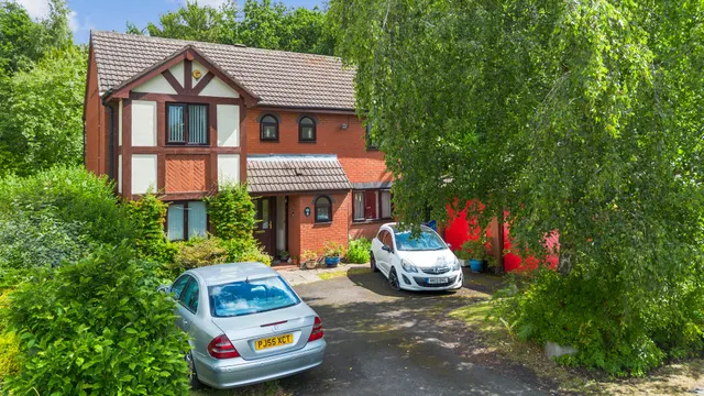 Ridgebourne Close, Callands, Warrington, WA5 9YB, photo 1